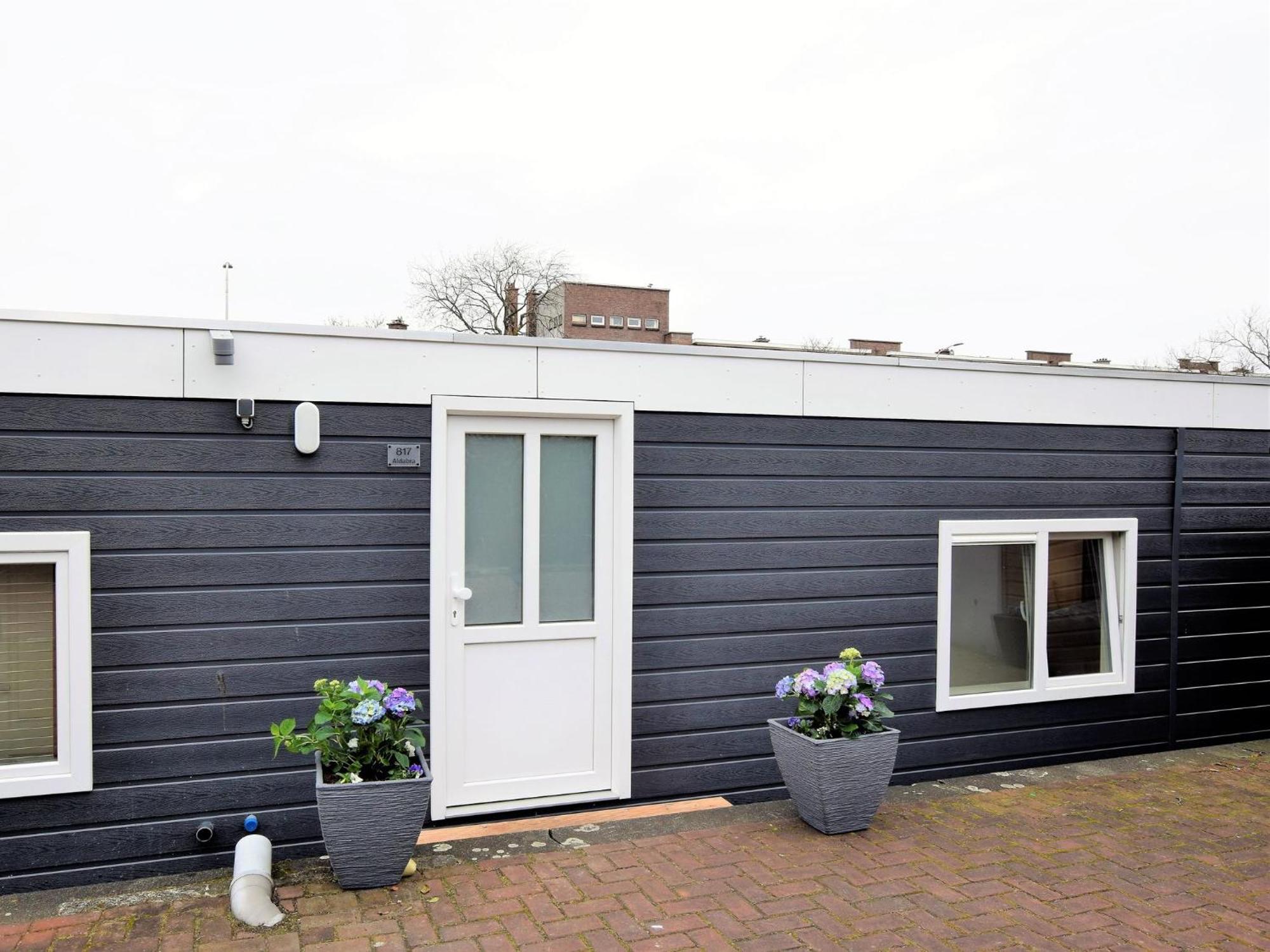 Beautiful Houseboat With Terrace Jacuzzi Hotel Haga Exterior foto